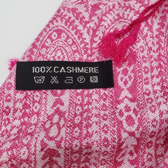 Cashmere Womens Scarf Wrap Pink Paisley 24 x 66 Inches Tassled Multi Use - Picture 3 of 6